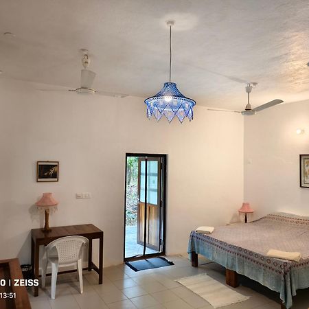 Isai Ambalam Guest House 퐁디셰리 외부 사진