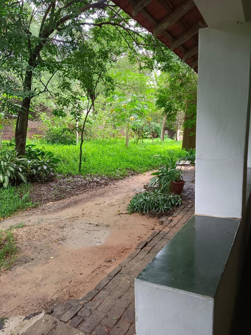 Isai Ambalam Guest House 퐁디셰리 외부 사진