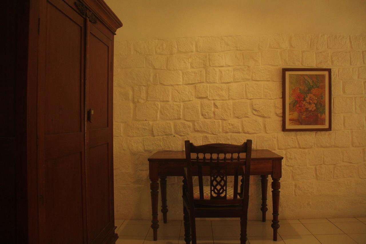 Isai Ambalam Guest House 퐁디셰리 외부 사진