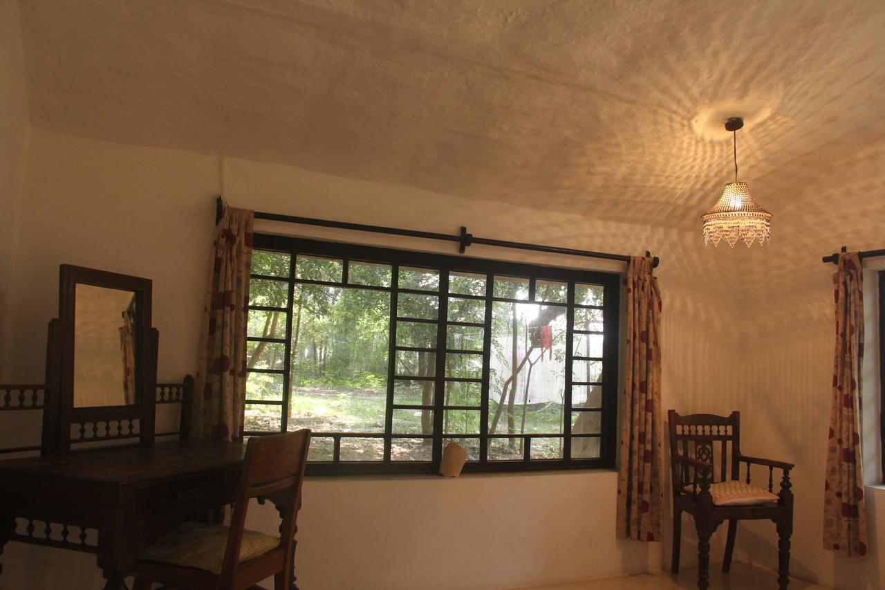 Isai Ambalam Guest House 퐁디셰리 외부 사진