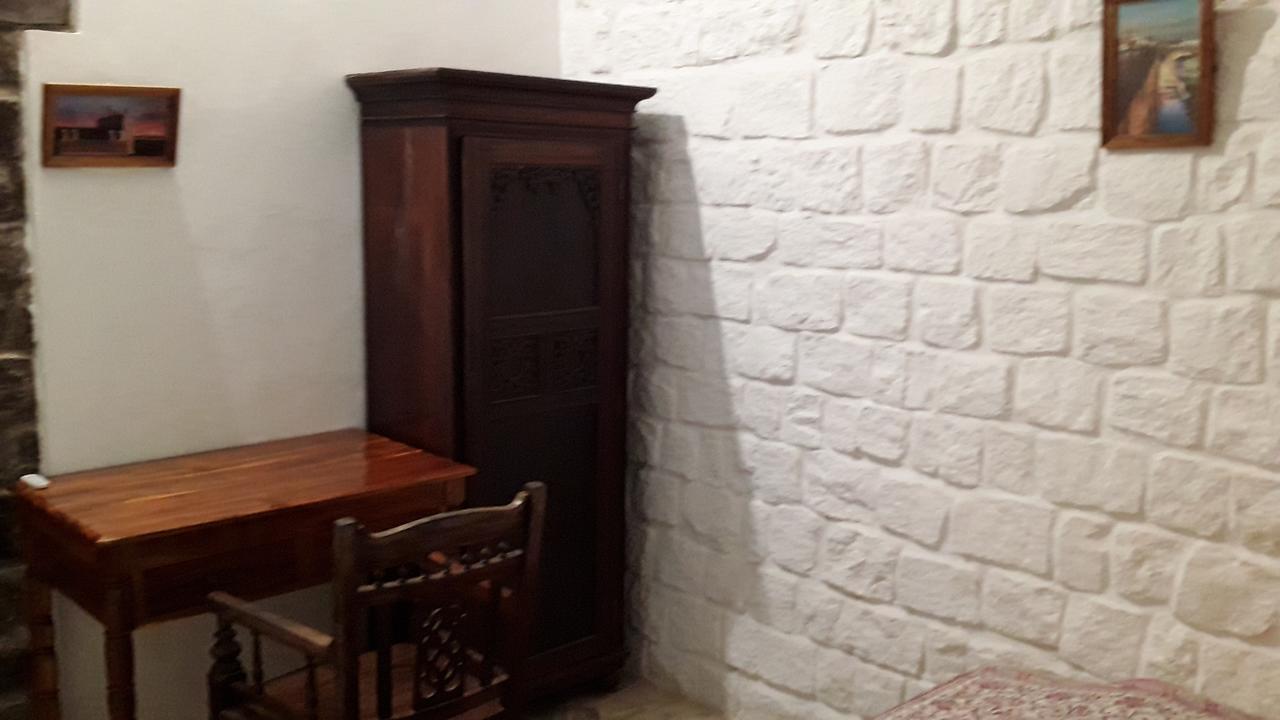 Isai Ambalam Guest House 퐁디셰리 외부 사진